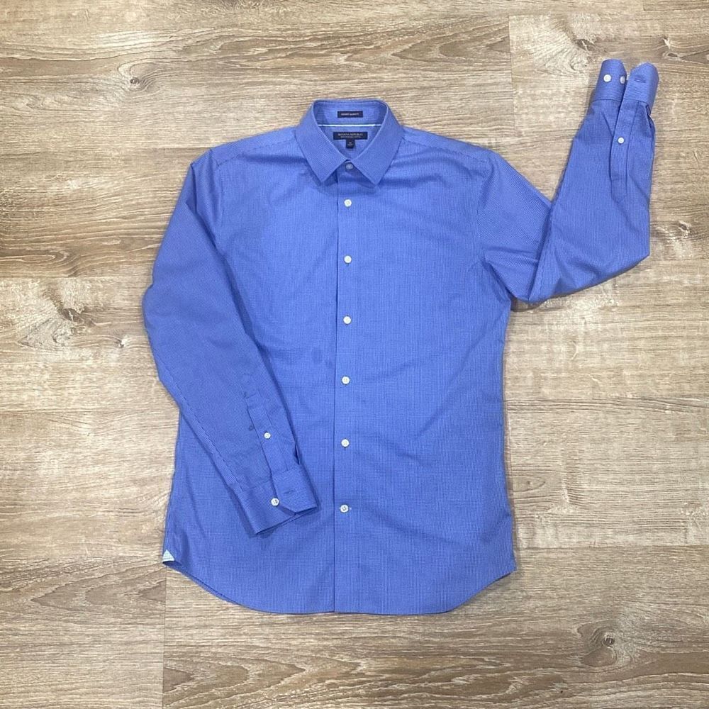 Banana Republic Men’s Button Up Shirt